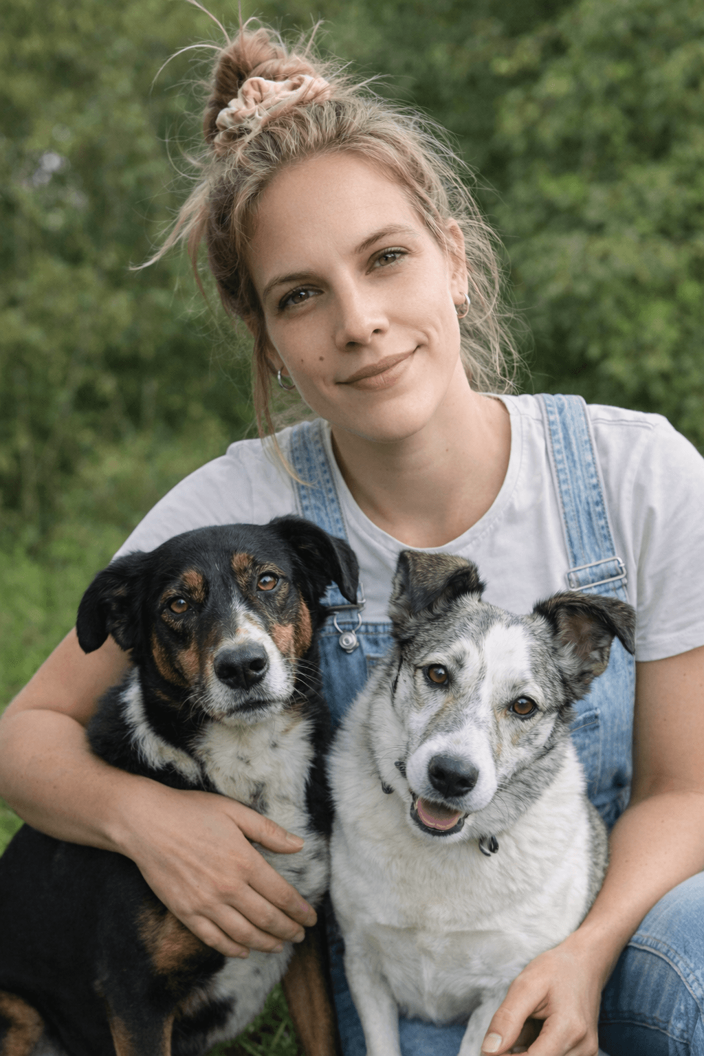 Trainerin beim Hundetraining